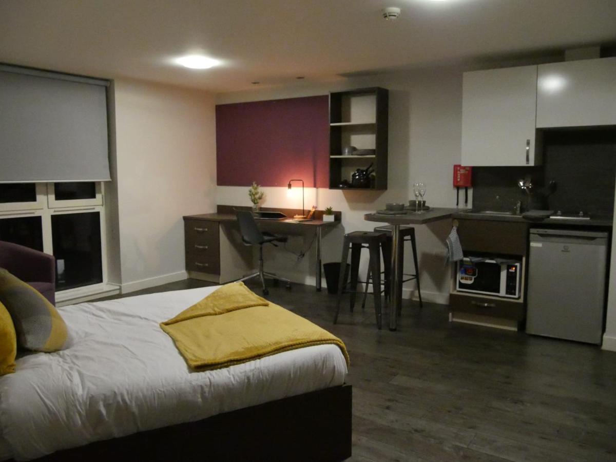Corner House In Sheffield Apartment Luaran gambar